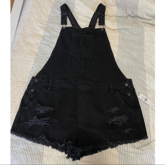 American Eagle Outfitters Pants - American Eagle Black Overall Shorts